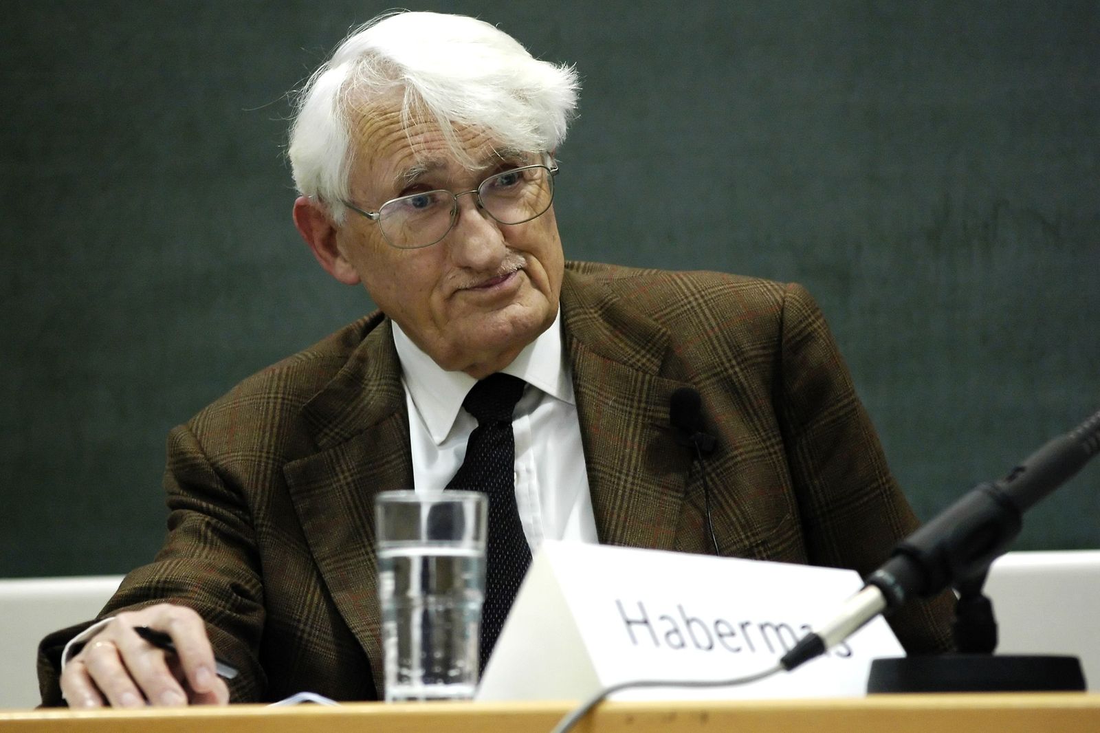 Jurgen Habermas (D.E.P)