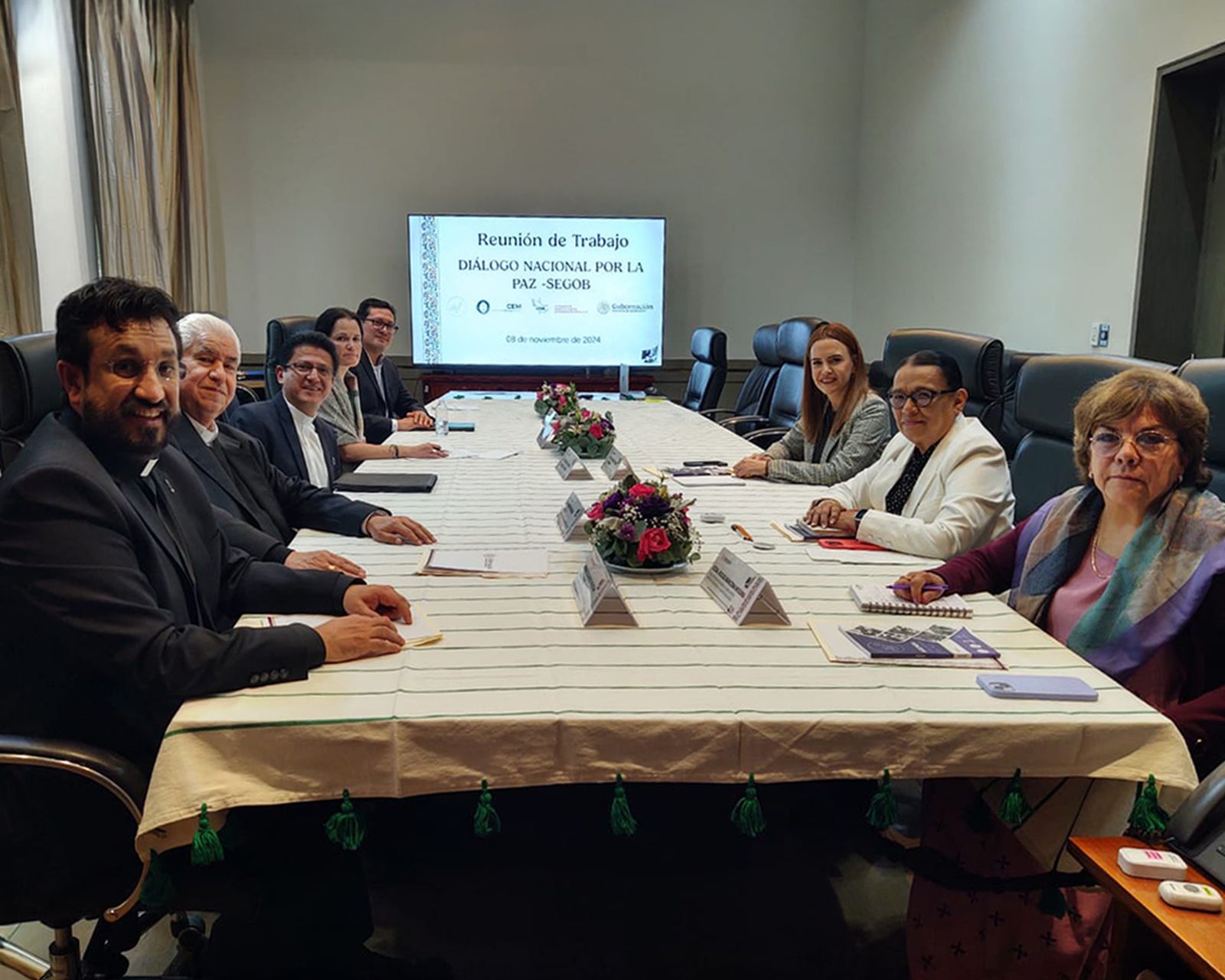 Iglesia se reúne con el gobierno mexicano y le presenta iniciativa Diálogo Nacional por la Paz