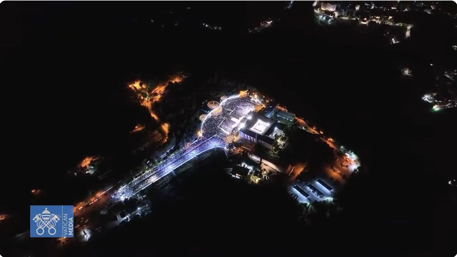 Vista aérea del lugar en el que se produjo el encuentro del Papa con los jóvenes del Líbano