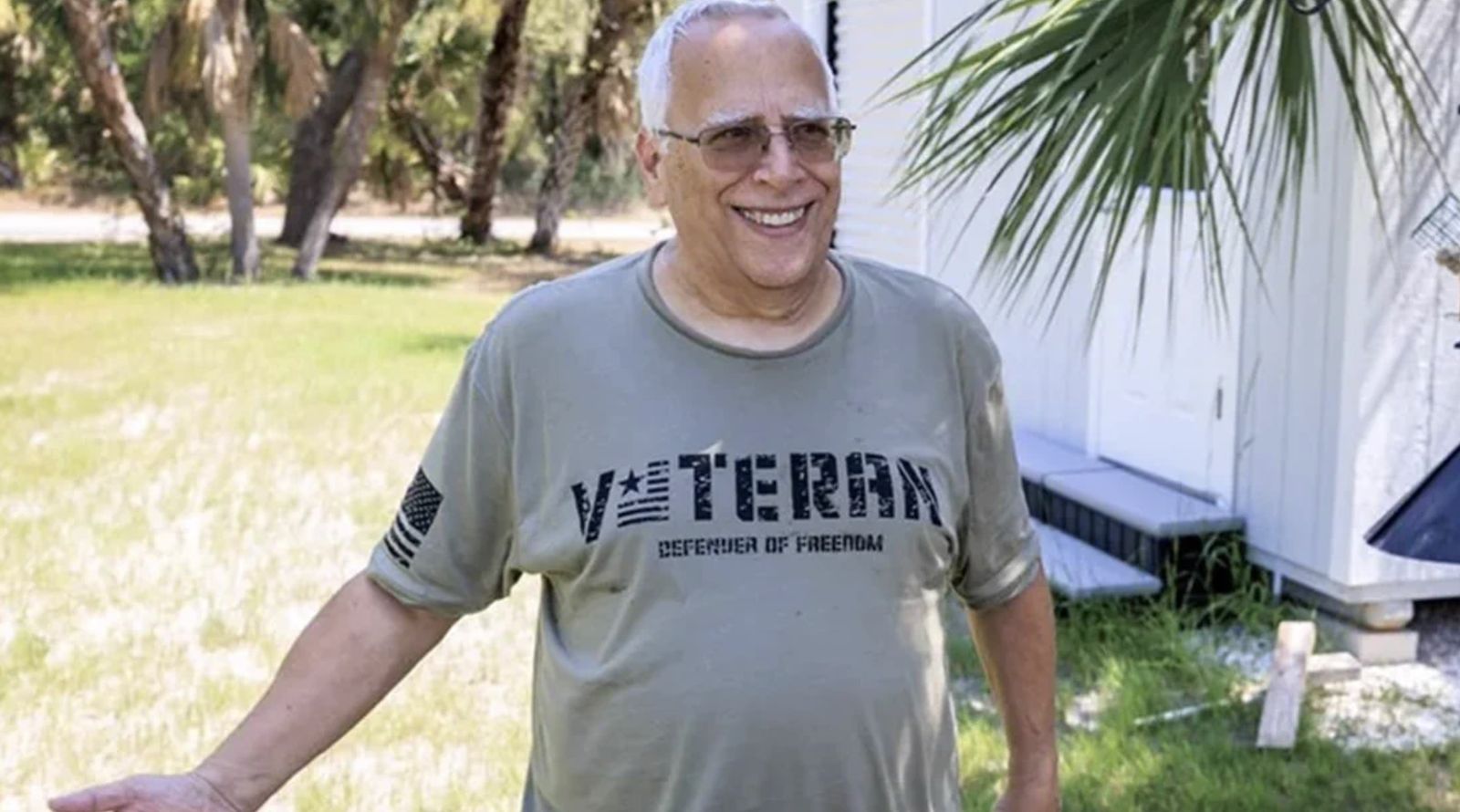 Louis Prevost, hermano del Papa
