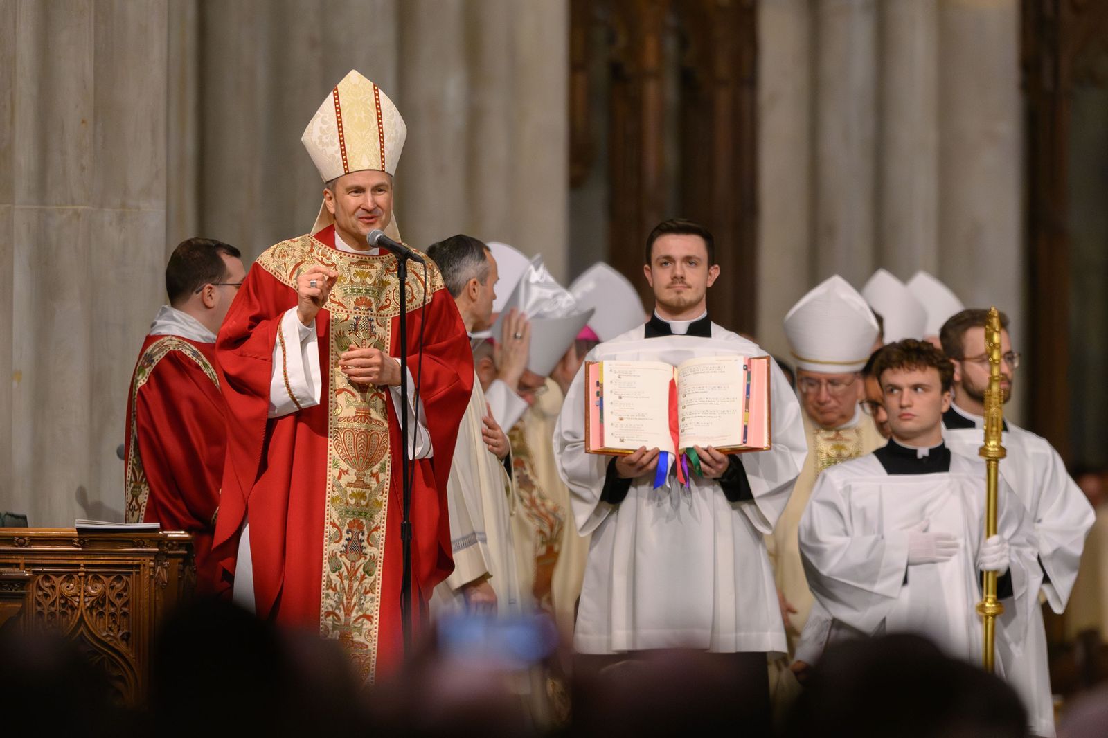 Hicks ya es arzobispo de Nueva York