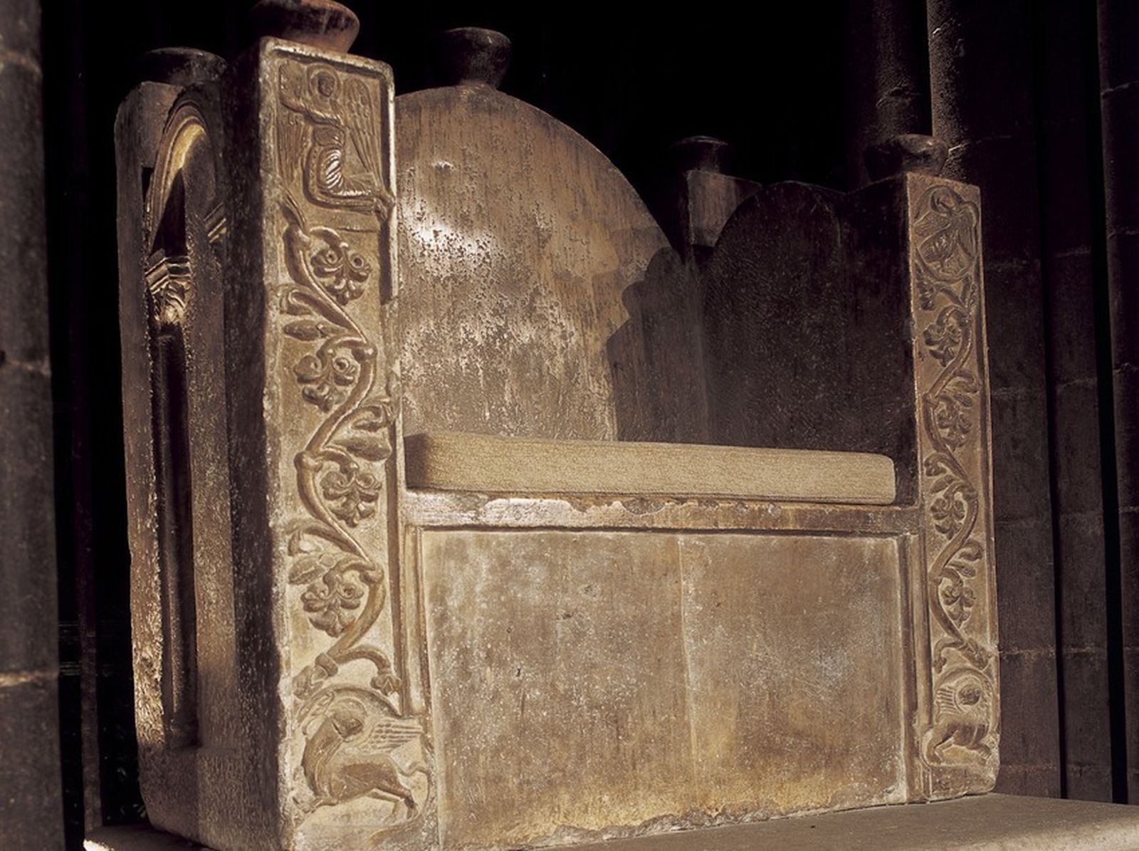 Cátedra del obispo de Girona