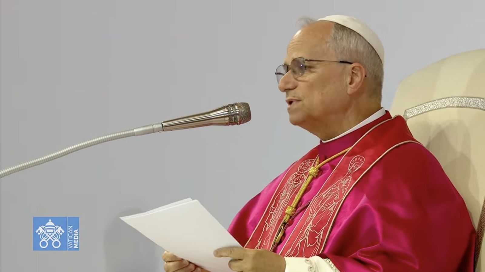 El Papa responde a Dulce María