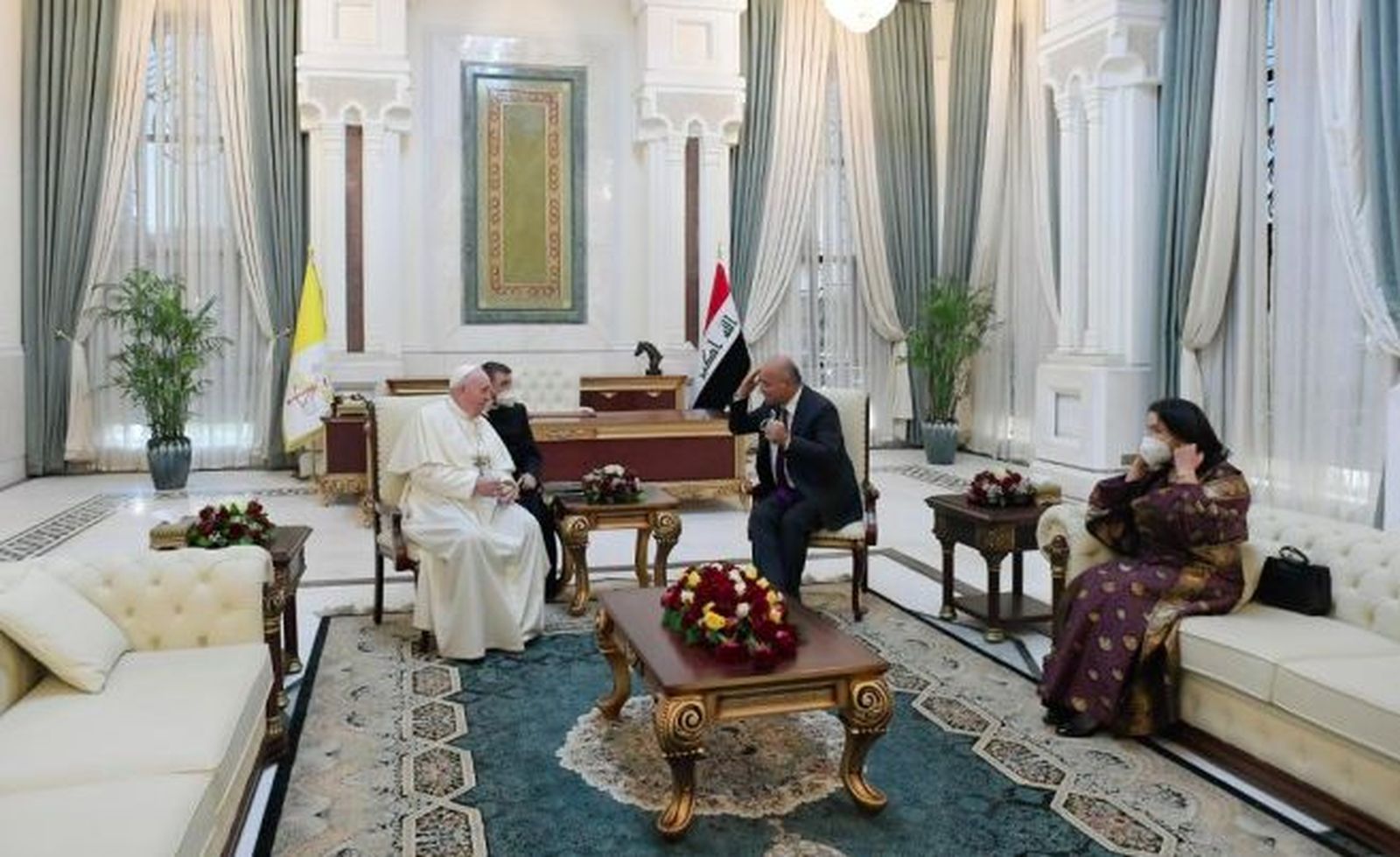 Encuentro de los dos líderes en el palacio de Bagdad