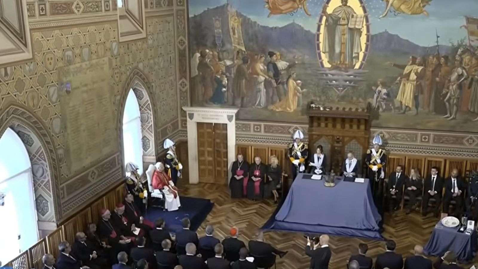 Primer discurso del Papa en San Marino