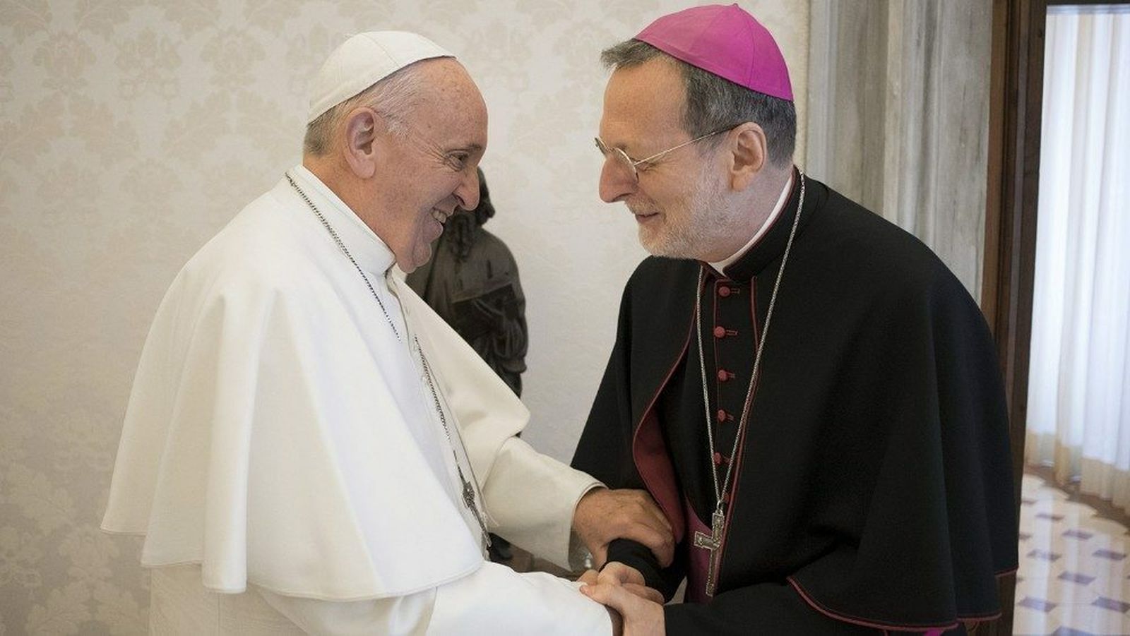 El Papa, con el Nuncio en Ucrania
