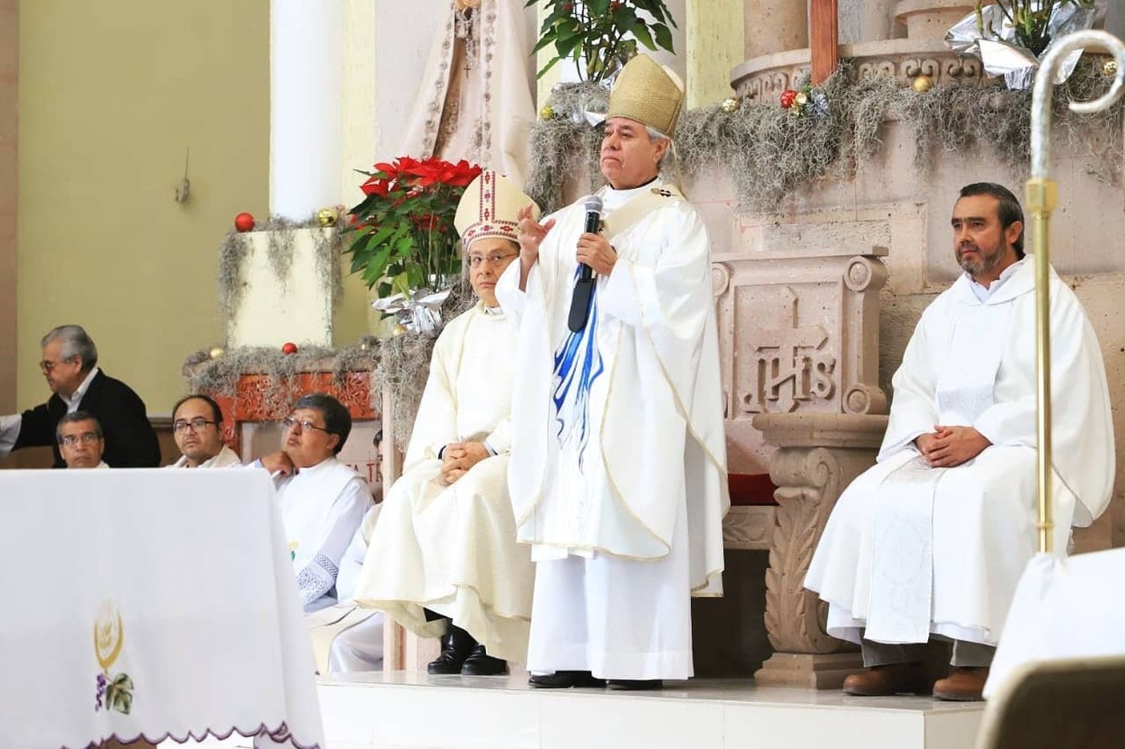 México necesita unidad y diálogo para solucionar problemas: Arzobispo de León