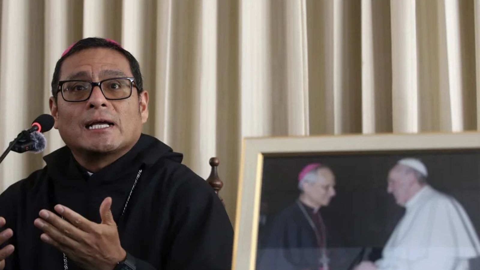 El obispo de Chiclayo desmiente las acusaciones de abusos contra Prevost