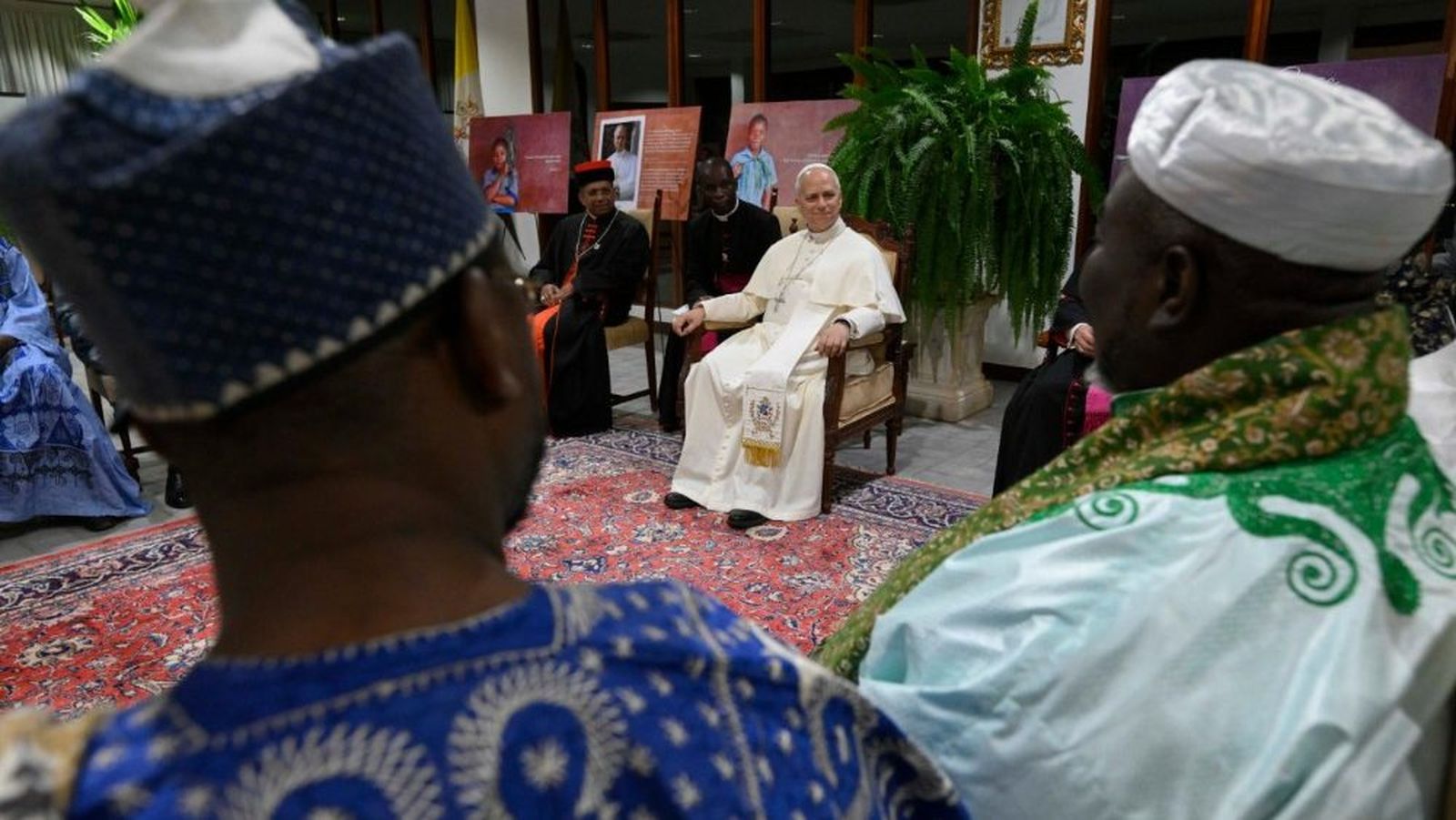 El Papa, con las comunidades islámicas de Camerún