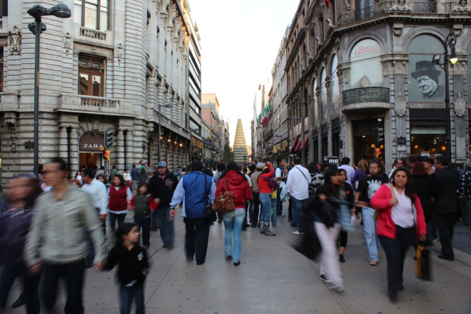 Mojes Urbanos - Peregrinación por la ciudad
