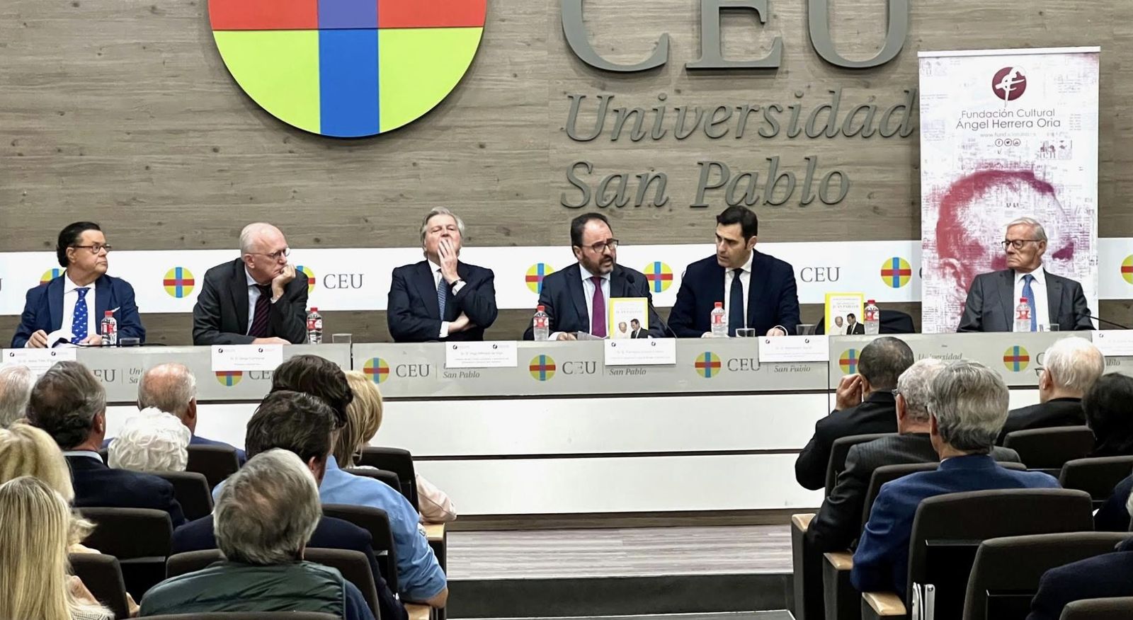 Alessandro Gisotti: “Joaquín Navarro Valls no fue un portavoz, fue el portavoz”