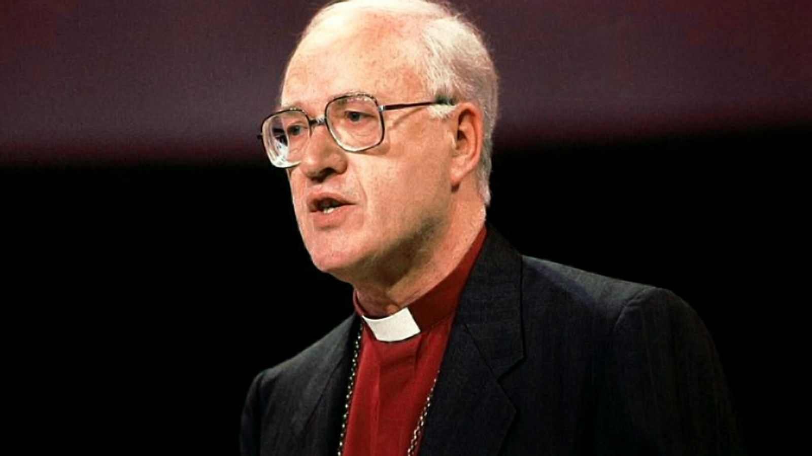 George Carey admite su culpa en un caso de encubrimientos