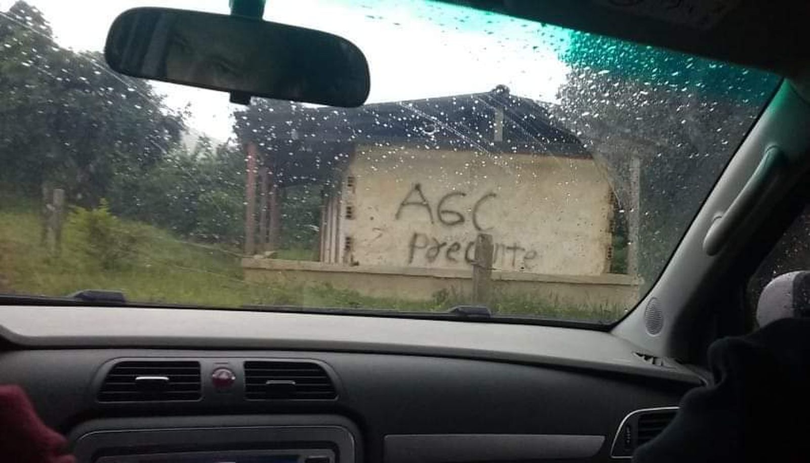 Grafitis de los paramilitares en el occidente antioqueño