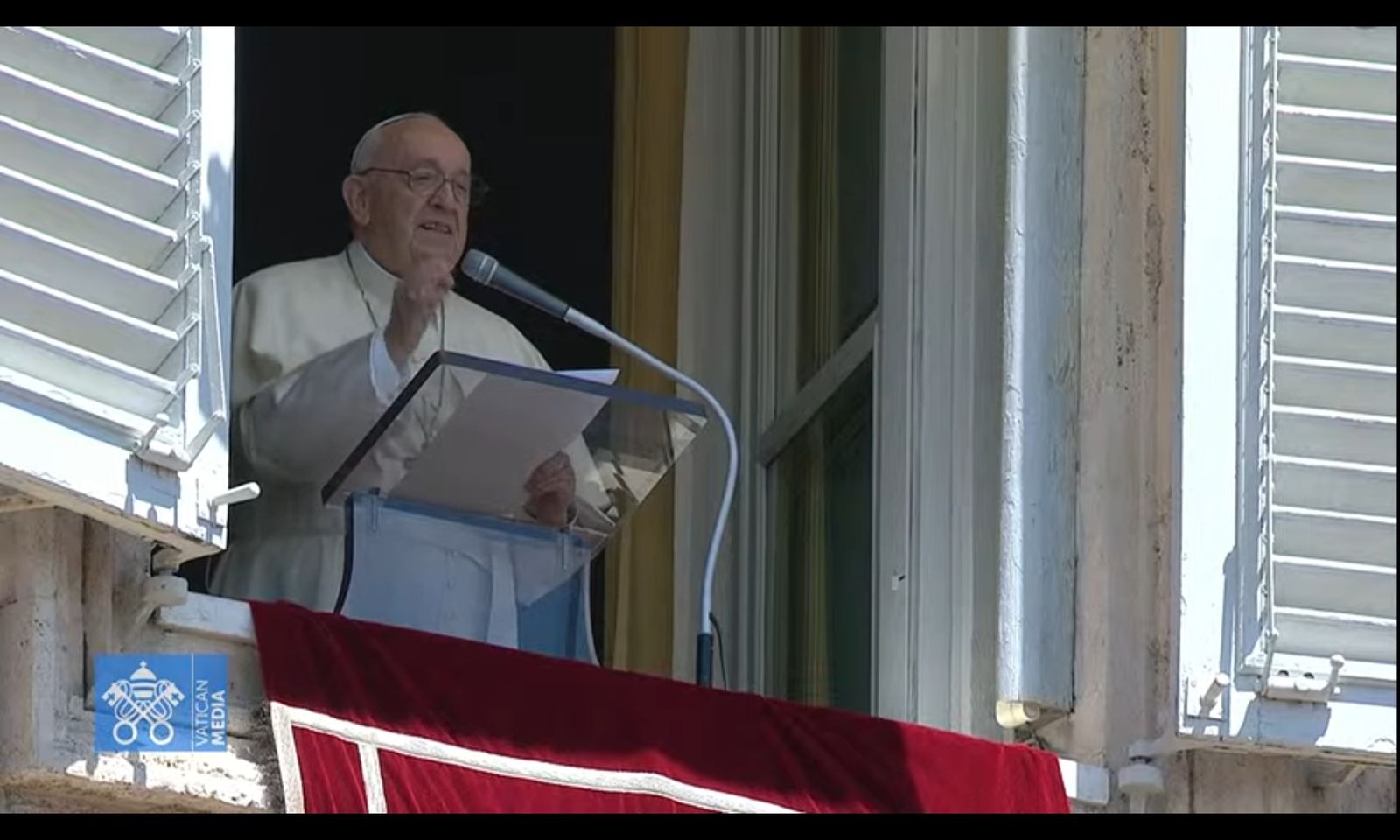 Francisco, durante el Ángelus