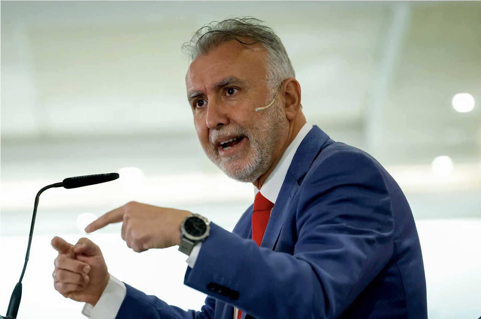 El expresidente de Canarias, Ángel Víctor Torres