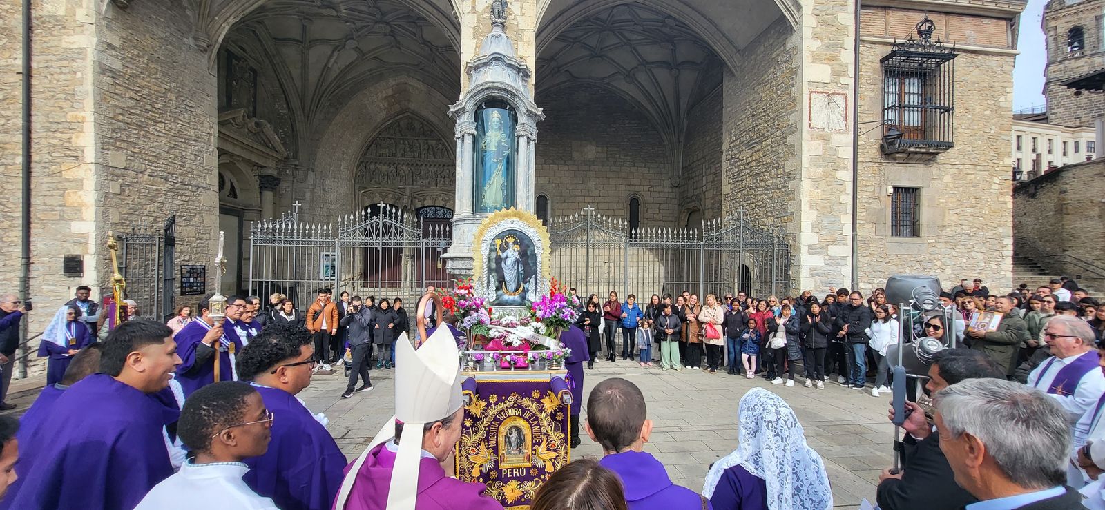 Un año más se consolida el hermanamiento espiritual entre Perú y Vitoria-Gasteiz