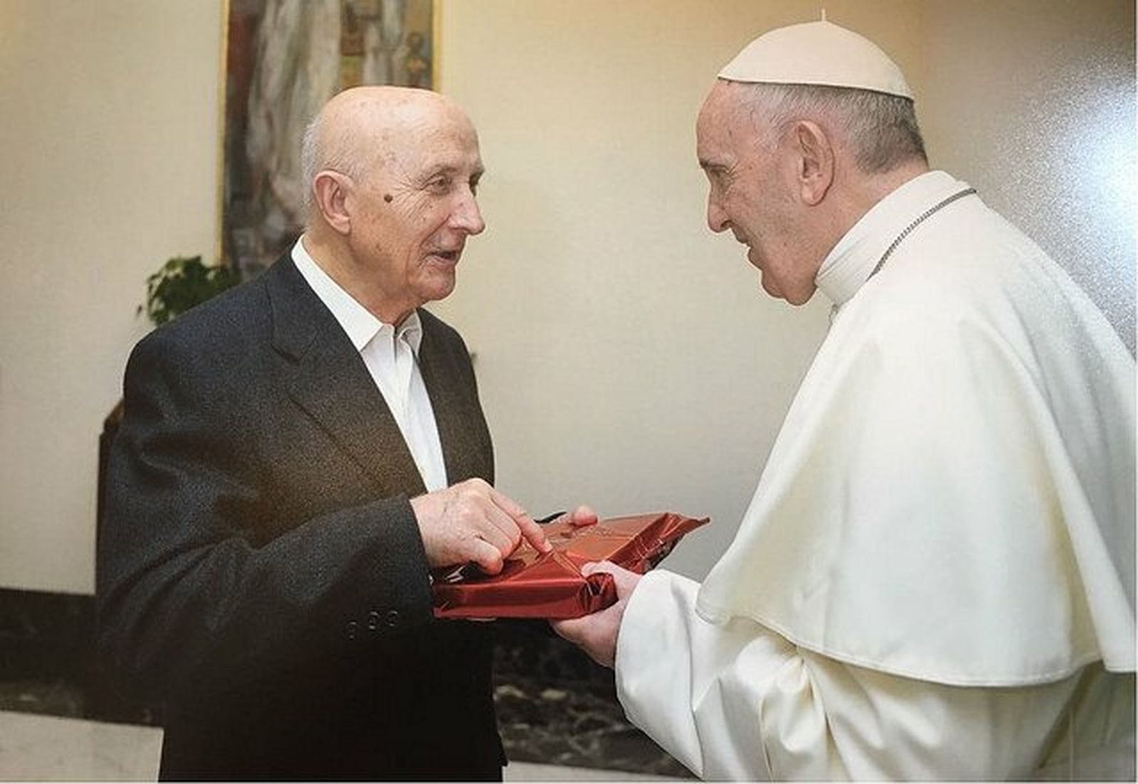 El reencuentro de Francisco y Castillo