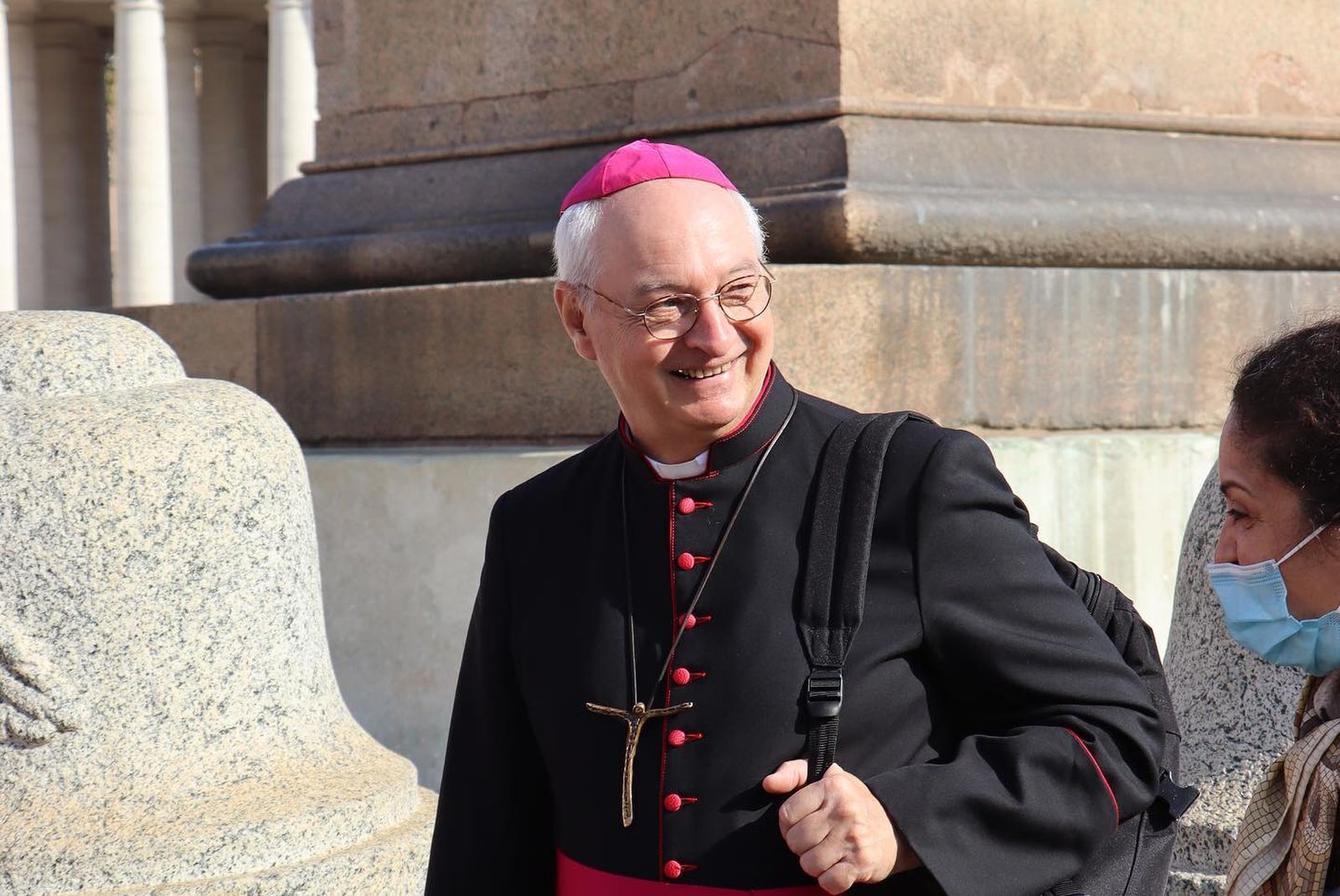El arzobispo Laurent Le Boulc'h