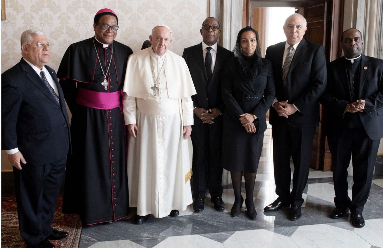 Paredes, Tallaj y los haitianos, con el Papa