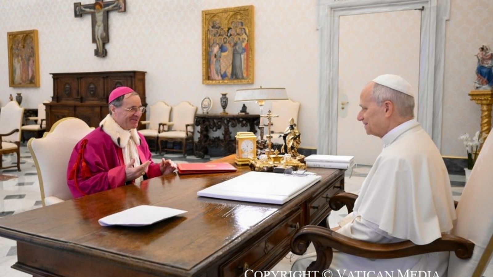 León XIV, con Arellano