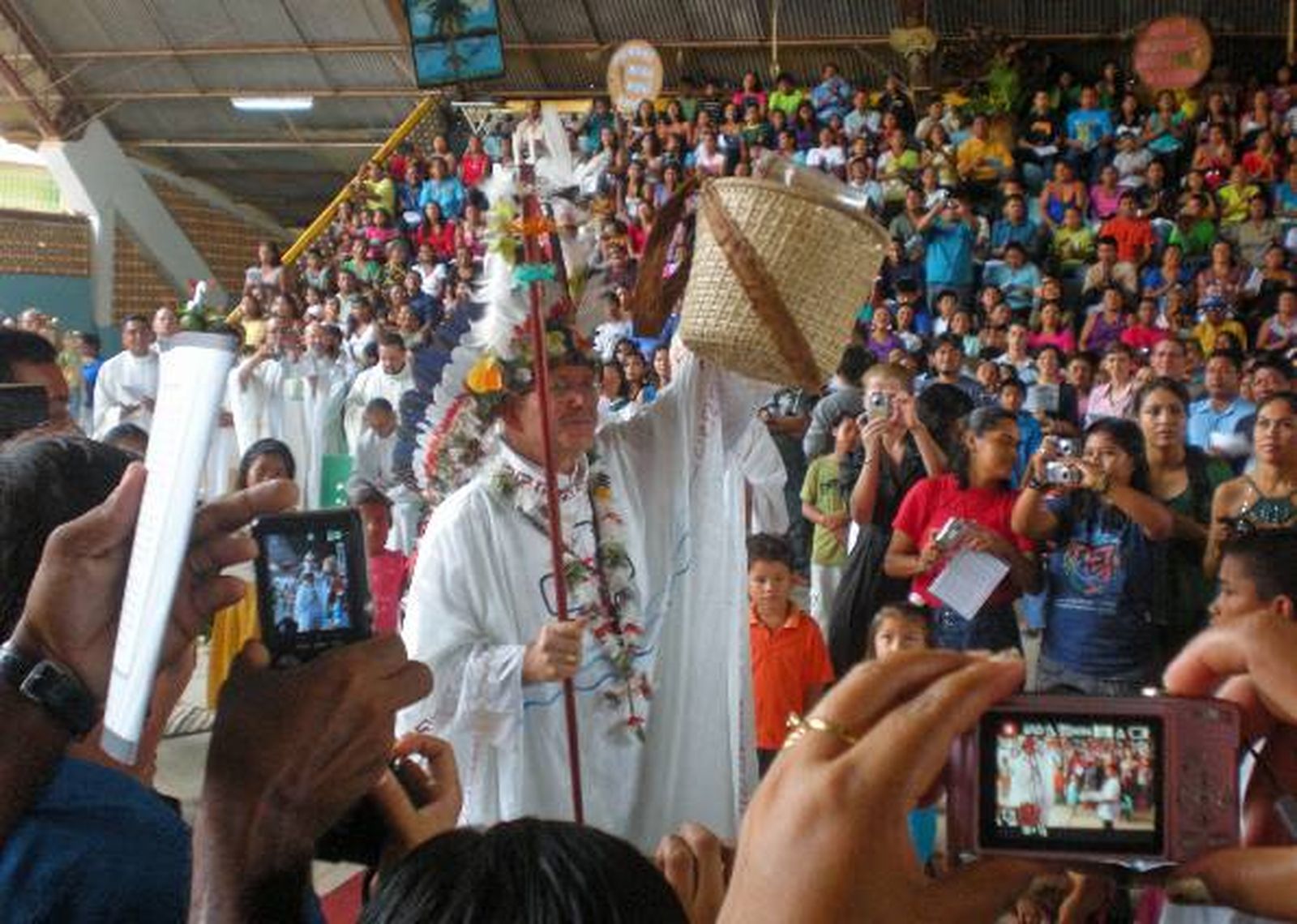 Mons. Edson Damian, obispo de São Gabriel da Cachoeira