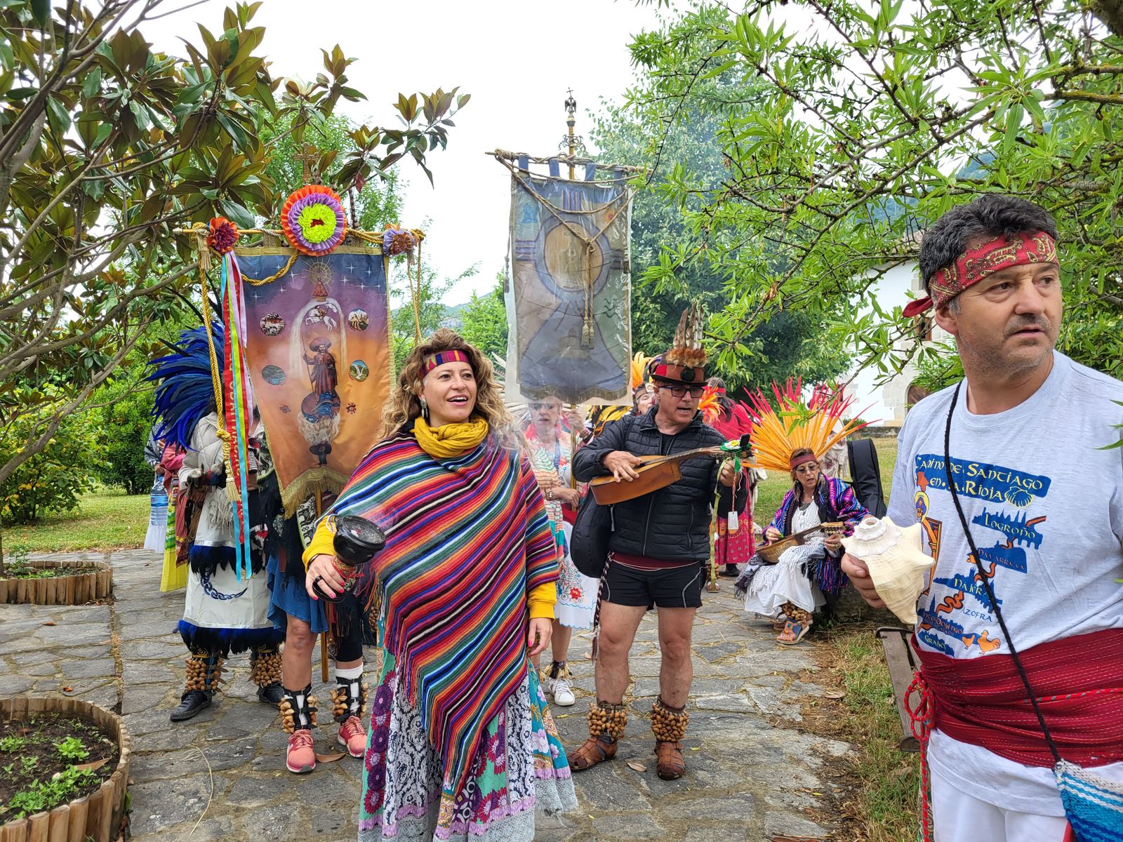 Herederos de la tradición azteca peregrinan a San Miguel de Aralar (Navarra)