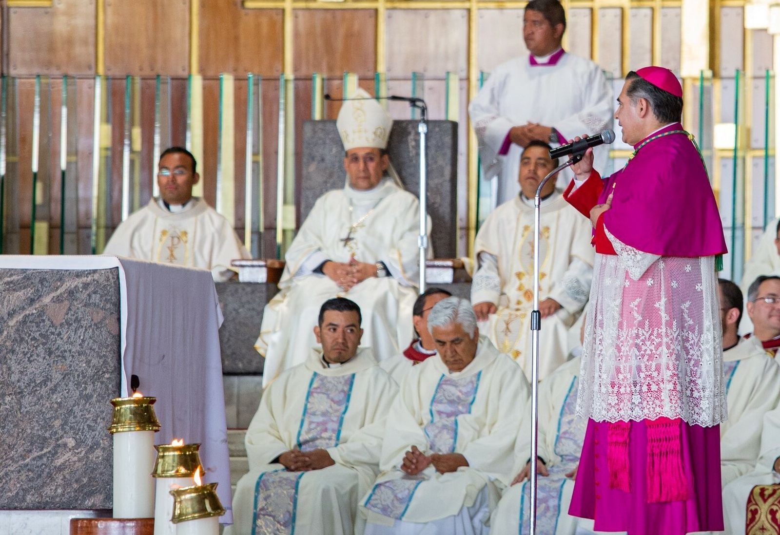 Carlos Samaniego. Basílica.