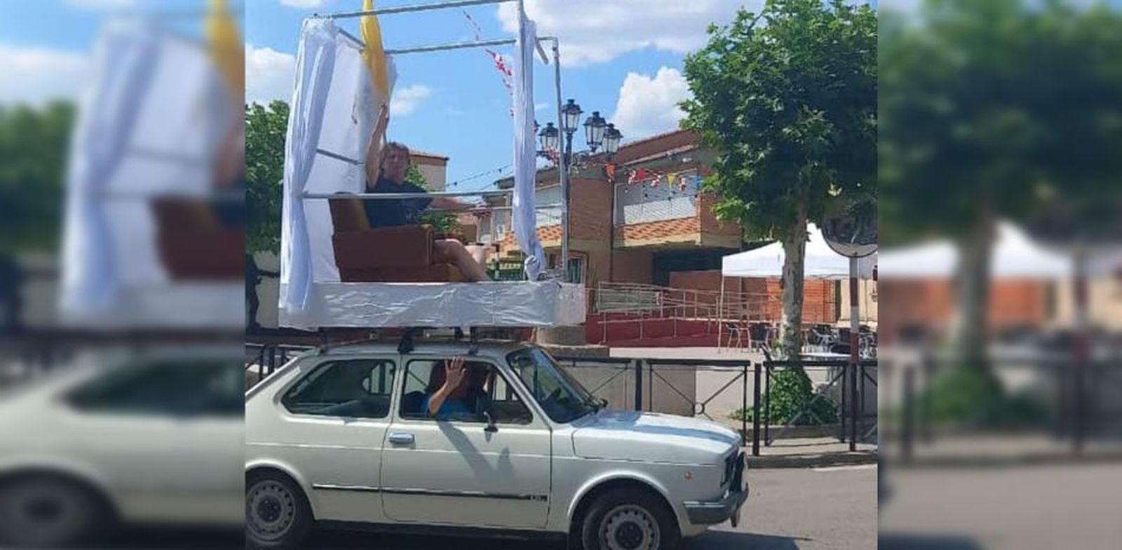 El alcalde de Soria, durante su "bendición"
