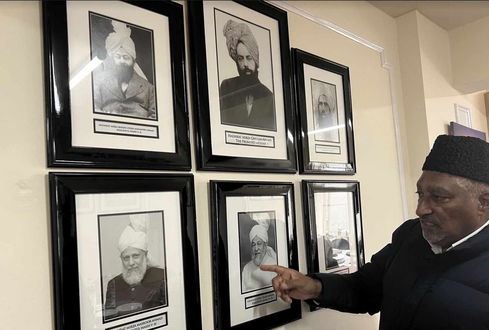 Los cinco Jalifas y Qamar