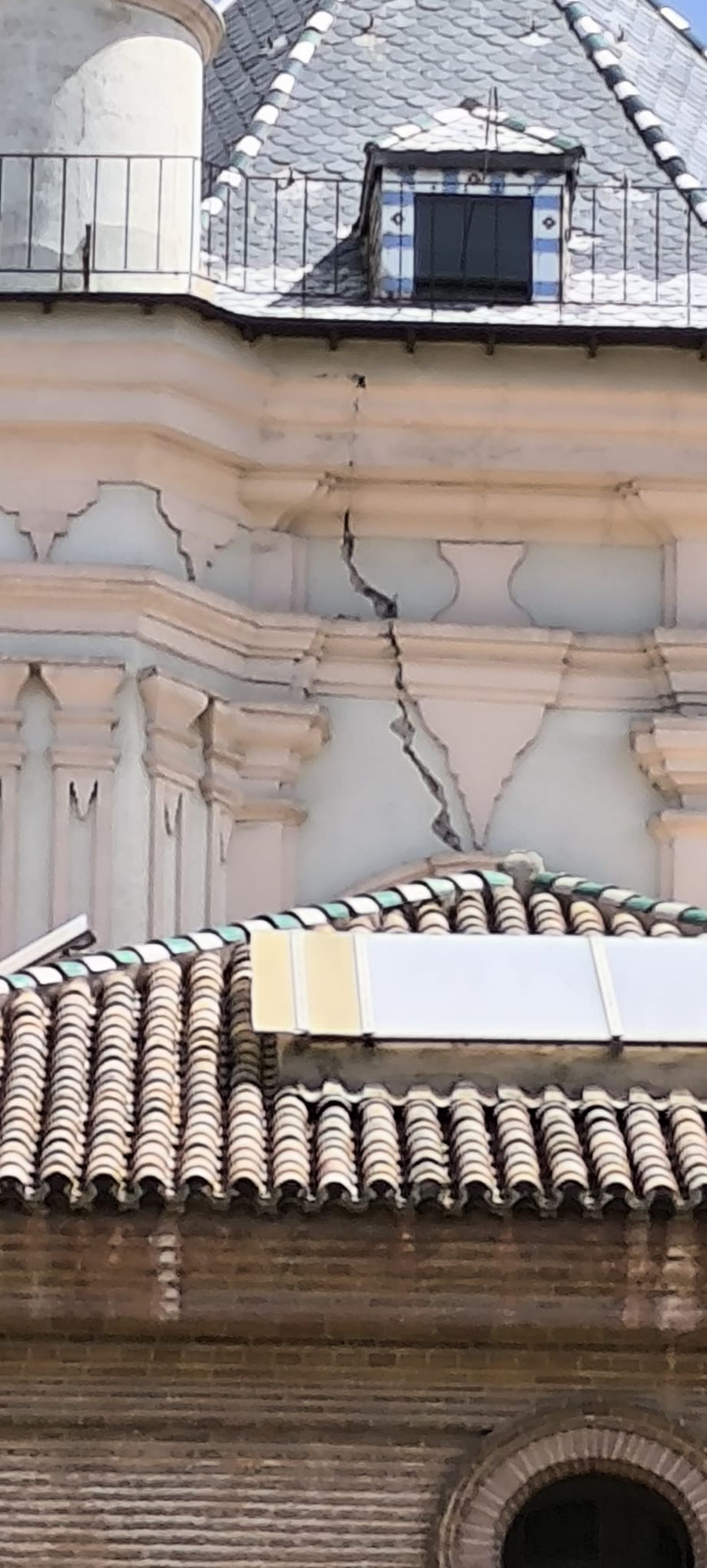 Daños en la basílica de las Angustias