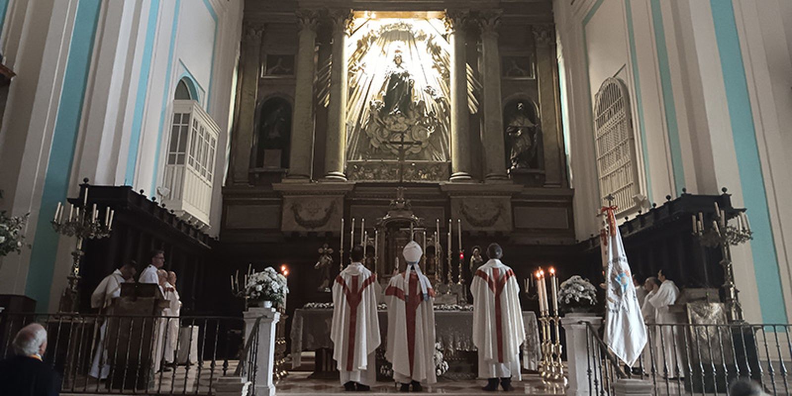 Cobo, en la Salve a la Virgen del Carmen