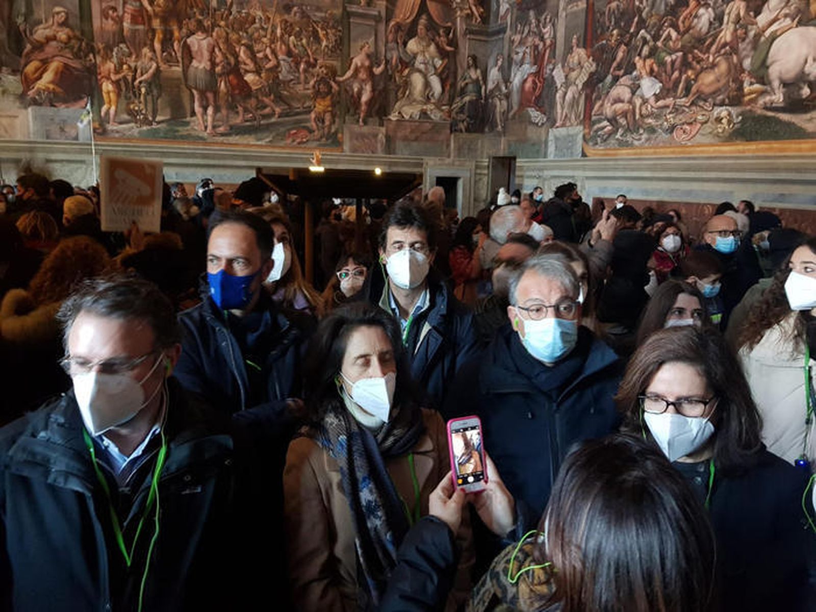 Aglomeración en los Museos Vaticanos