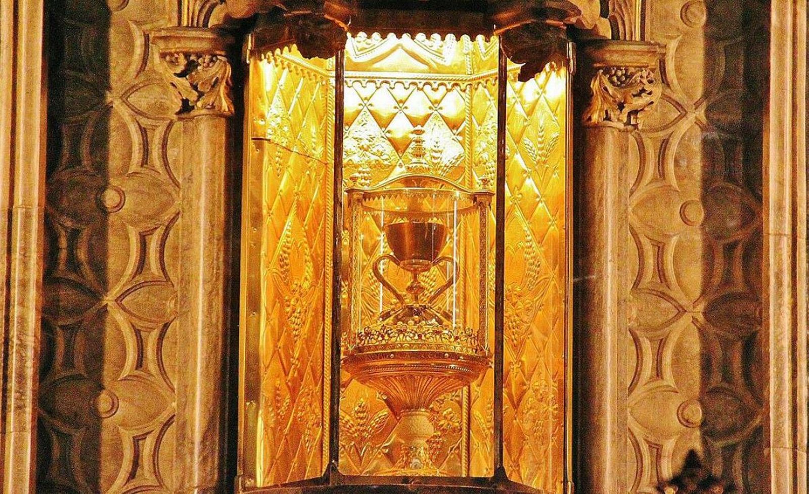 La catedral del 'Santo Cáliz' (y más)