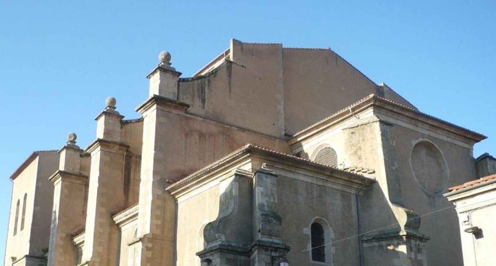 Abadía benedictina de Castres