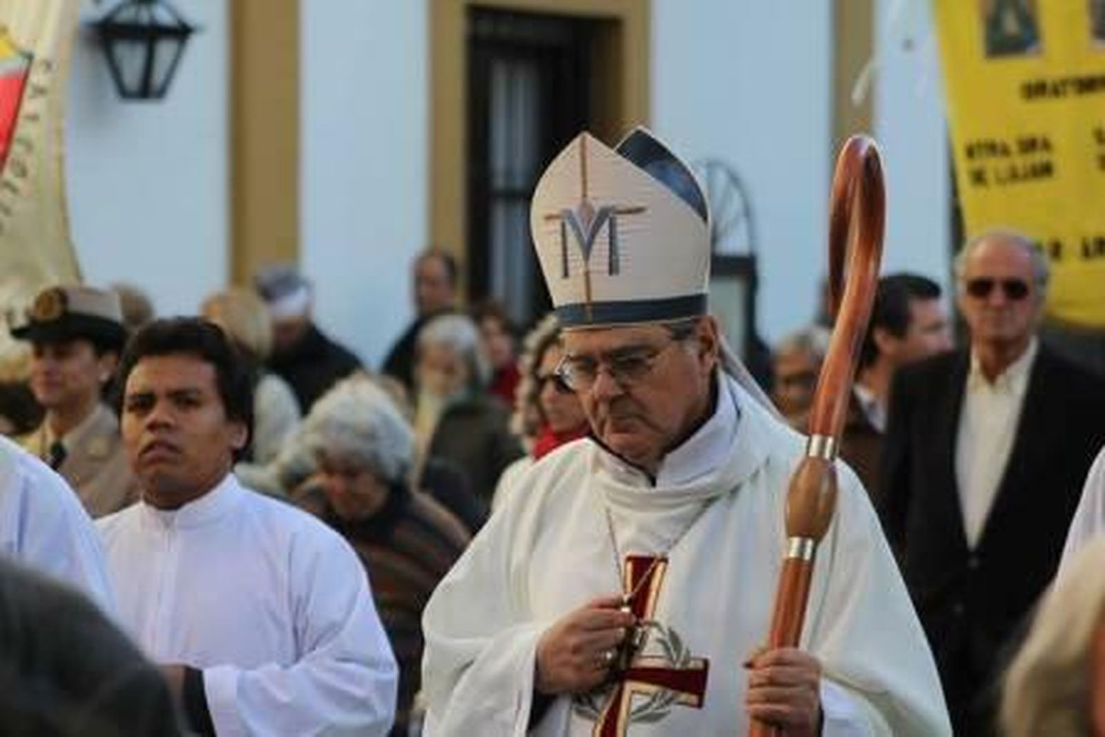 Ojea, obispo San Isidro