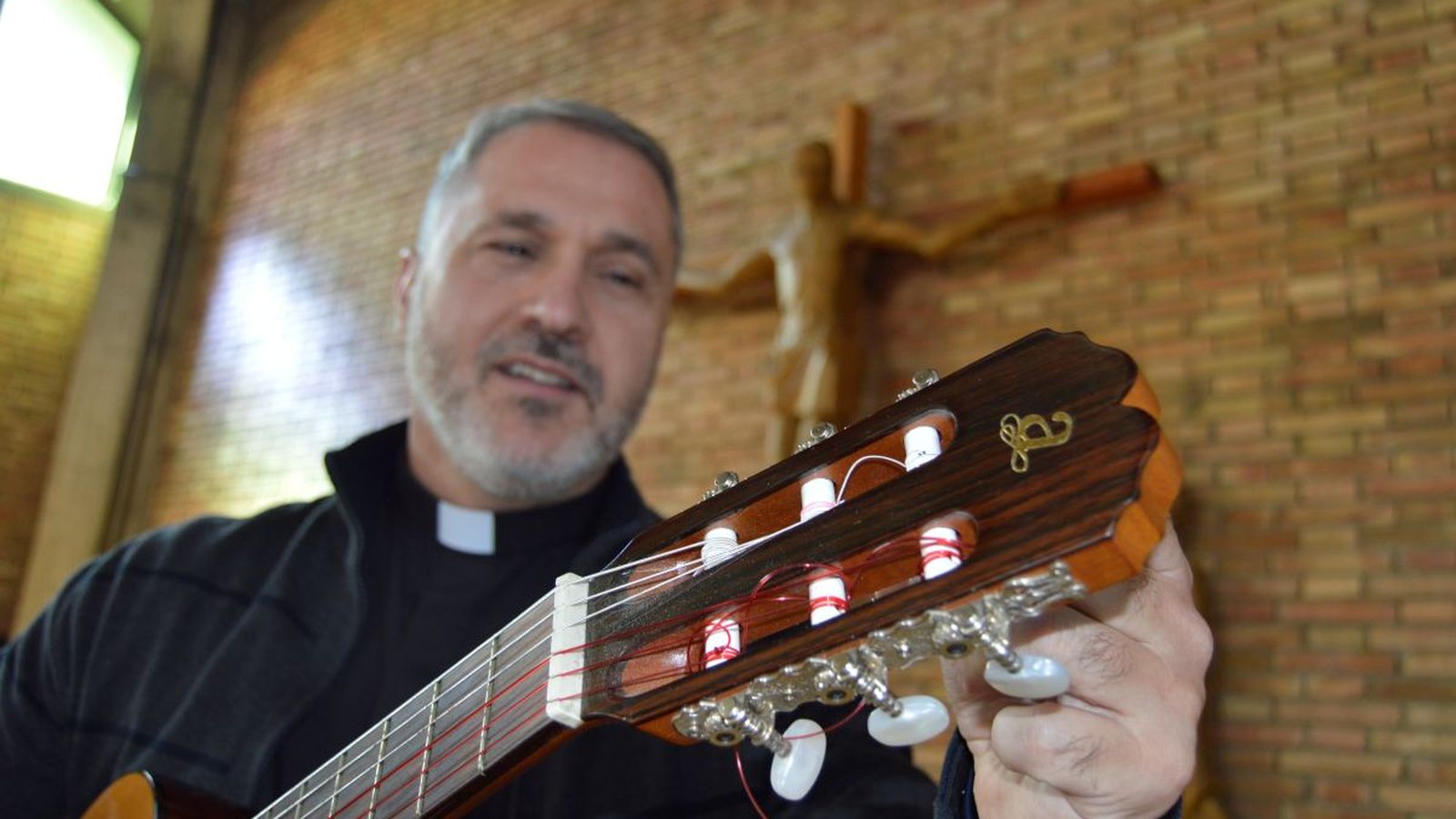 Es uno de los fundadores de Canta la Teva Fe, hace 20 años.