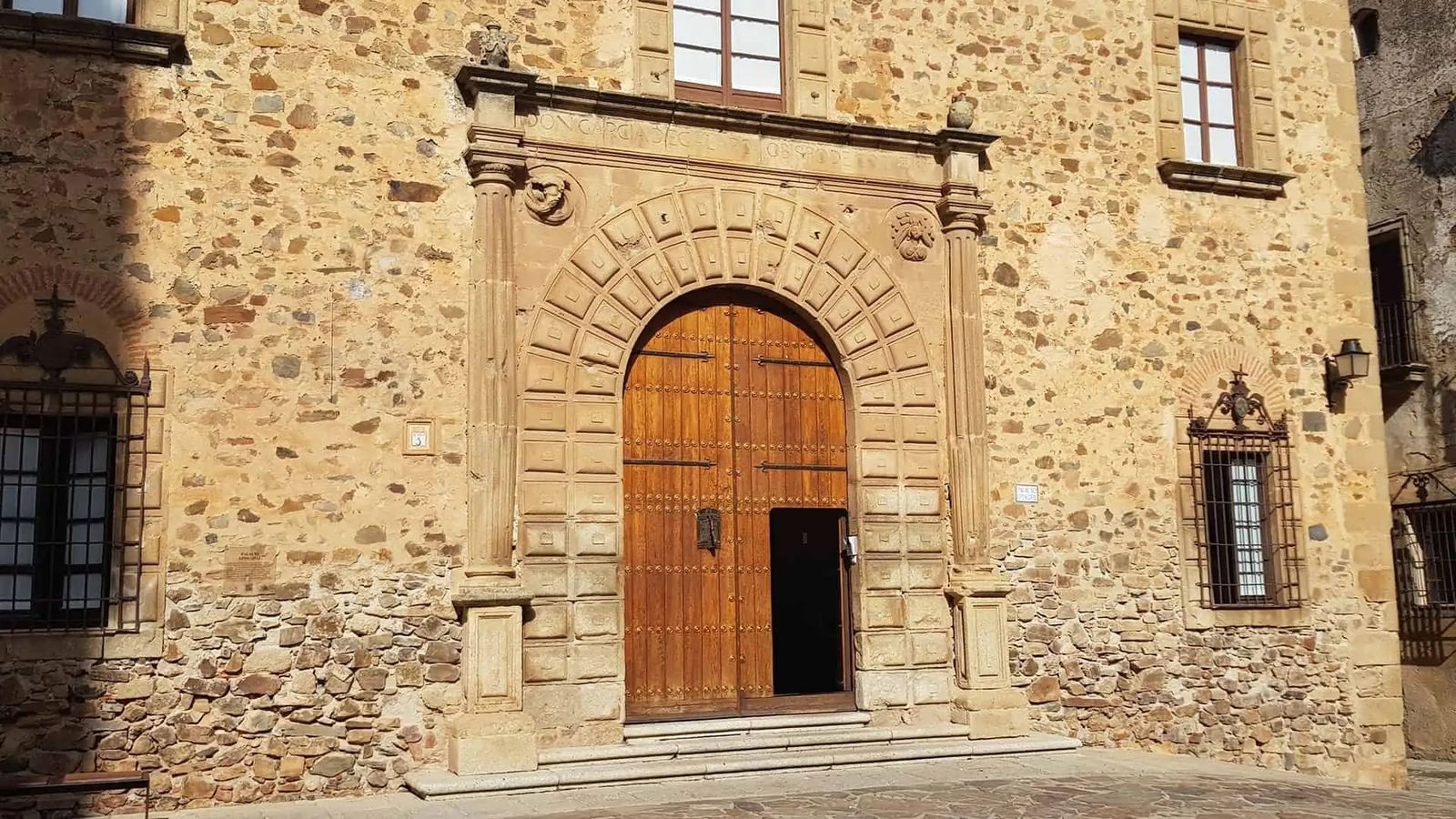 Obispado de Cáceres
