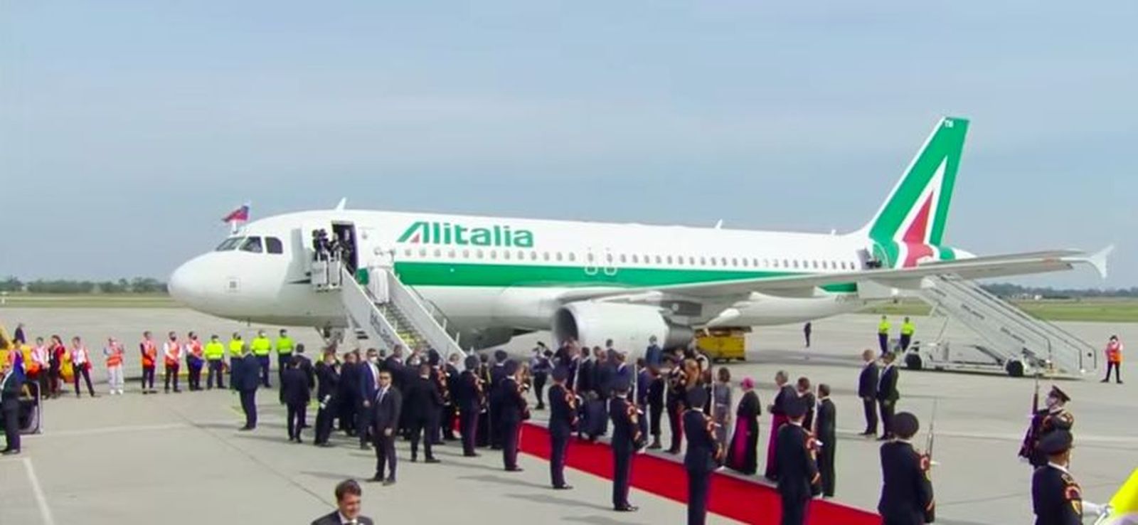 Un Francisco en plena forma regresa a Roma después de un exitoso viaje al corazón de Europa