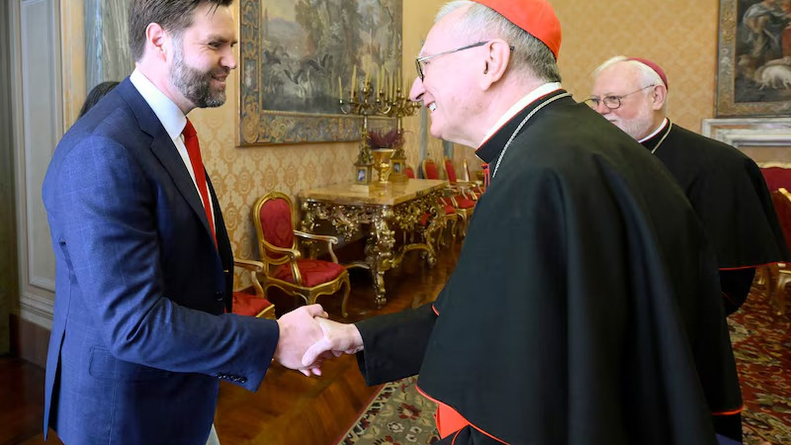Pietro Parolin recibe a JD Vance en el Vaticano