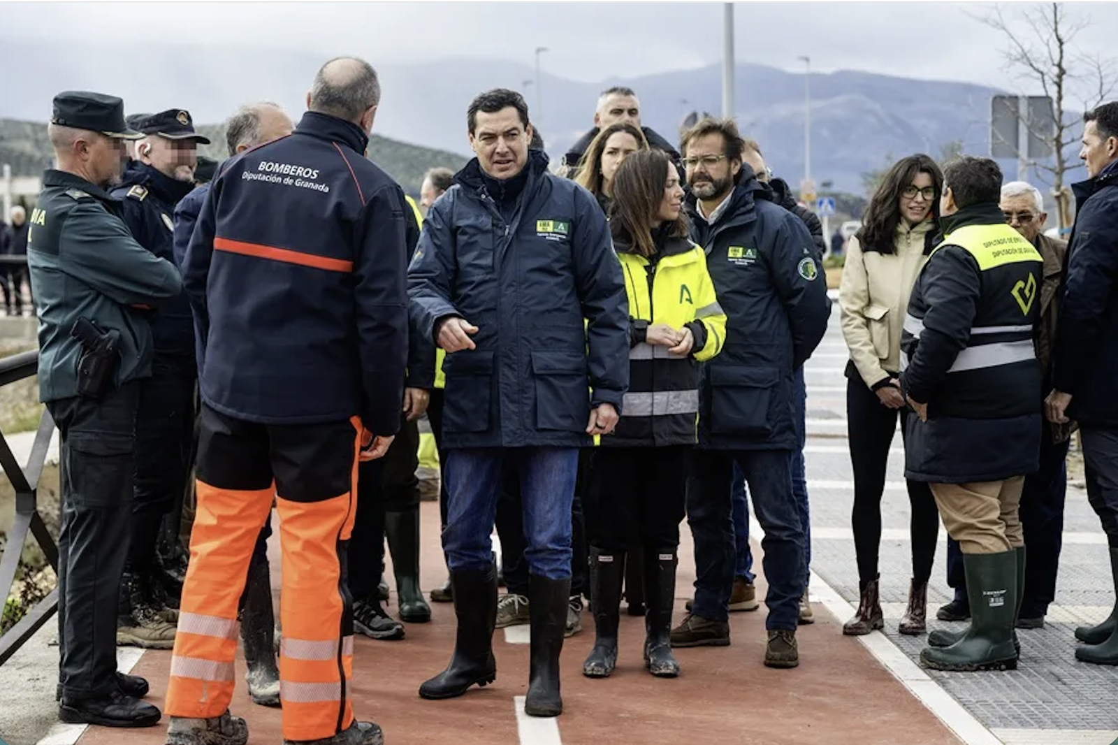 Moreno visita zonas afectadas por el temporal
