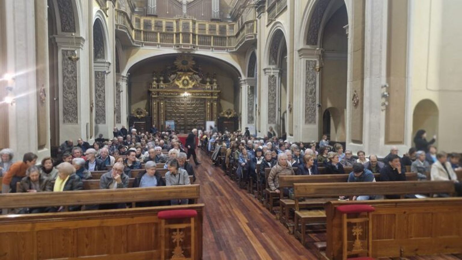 Conferencia del cardenal Maradiaga en Huesca