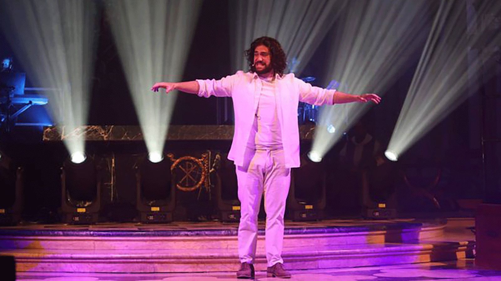 Adrián Salzedo, en el papel de Jesús en 'Via crucis. El musical'