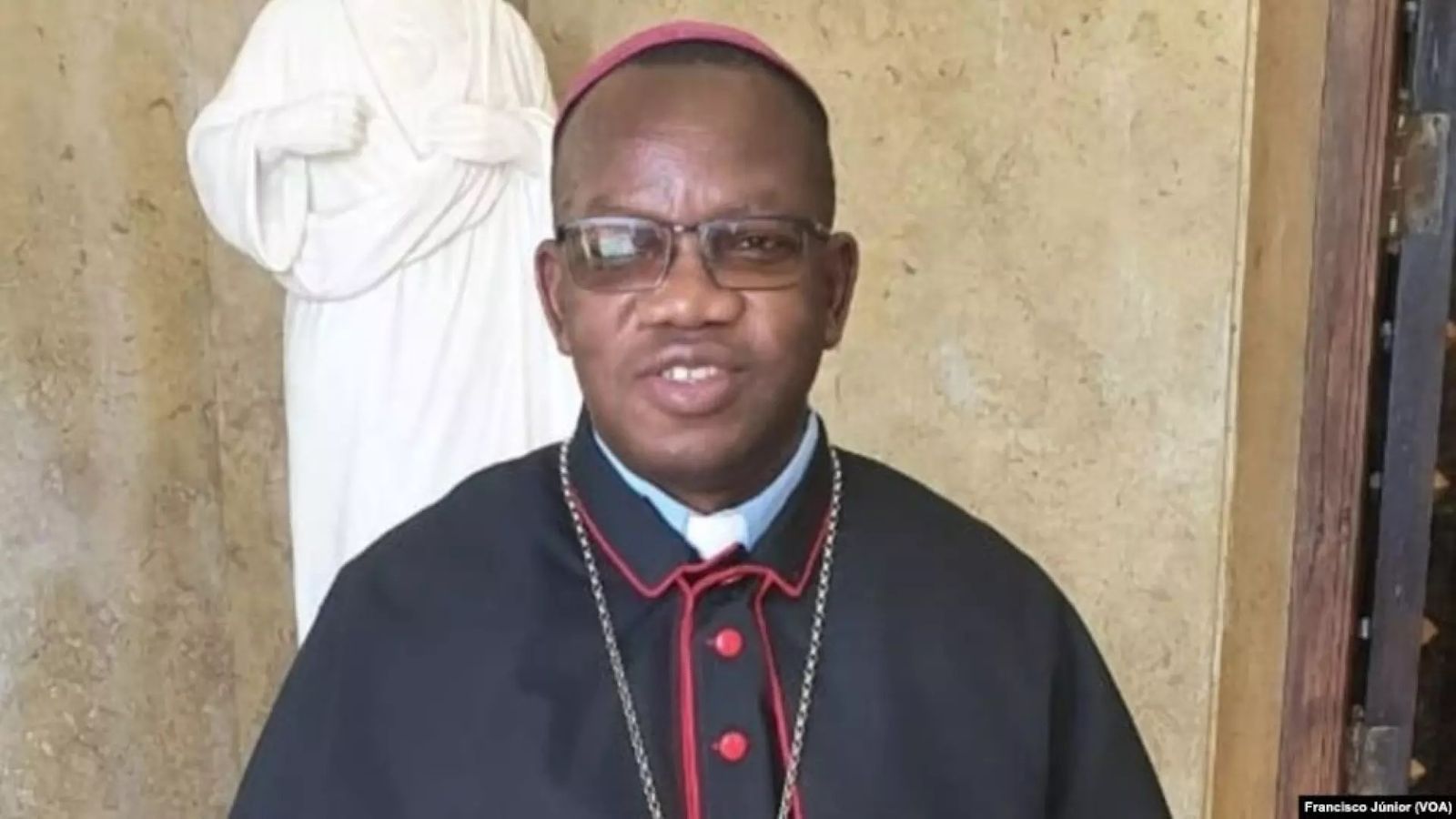 António Juliasse Ferreira Sandramo, obispo de Pemba