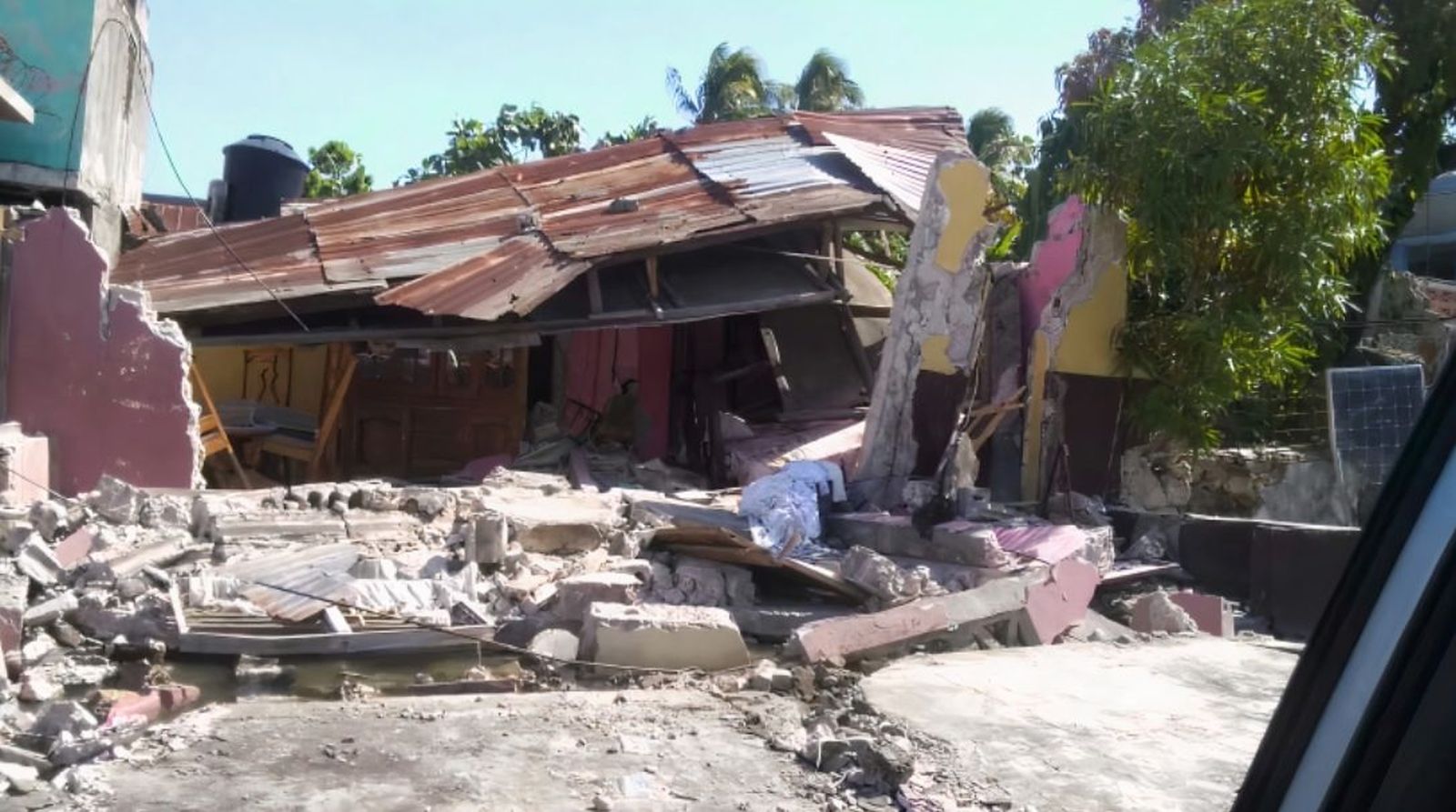 En Hatí continúa la emergencia