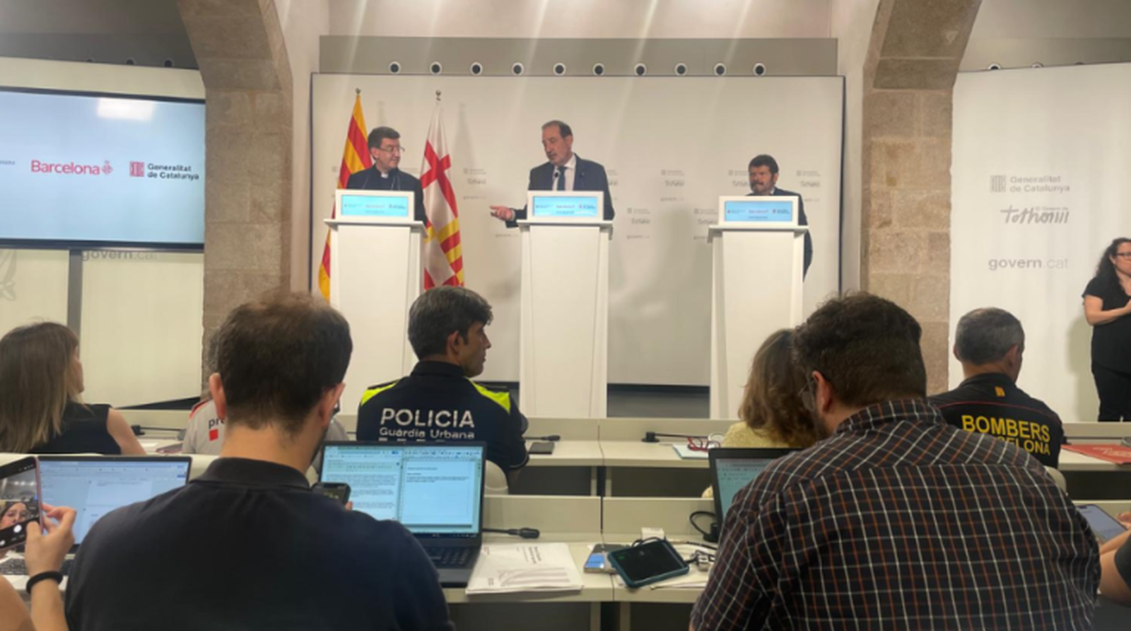 Rueda de prensa en el Palau de la Generalitat.