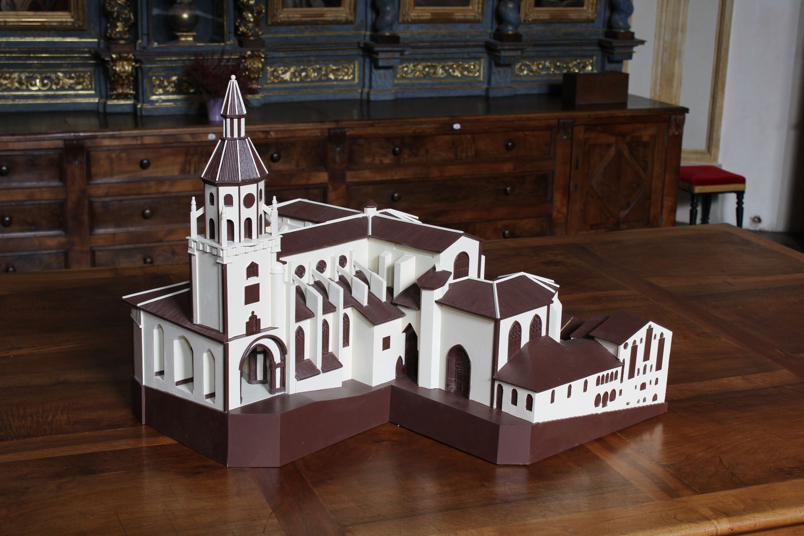 “Abierto por obras” y sin barreras, la accesibilidad para todos en el eje de la restauración