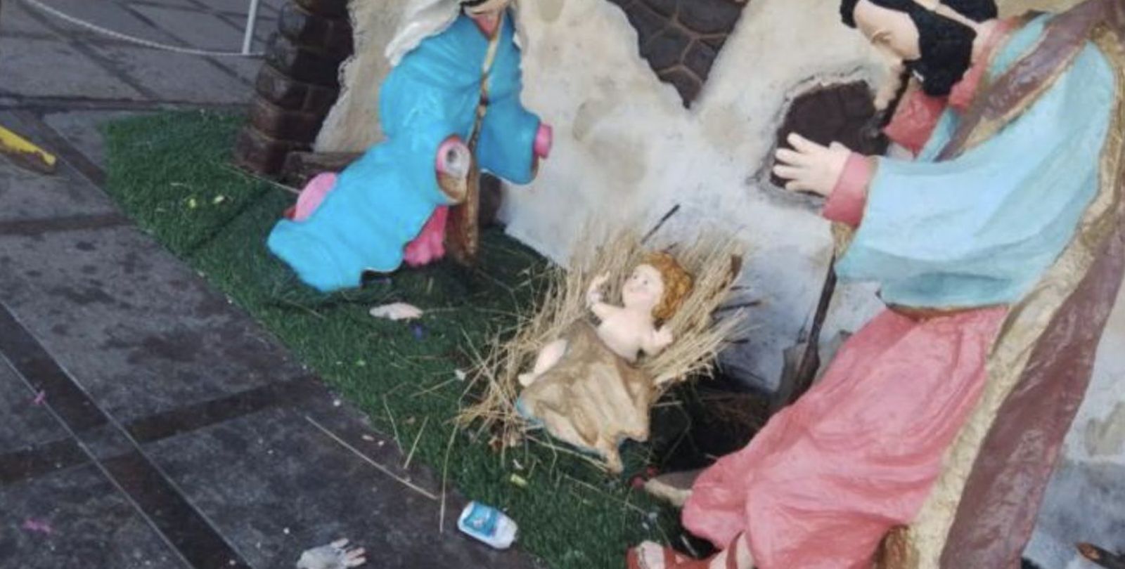 El pesebre de la catedral de La Plata, vandalizado tras la victoria mundialista de Argentina