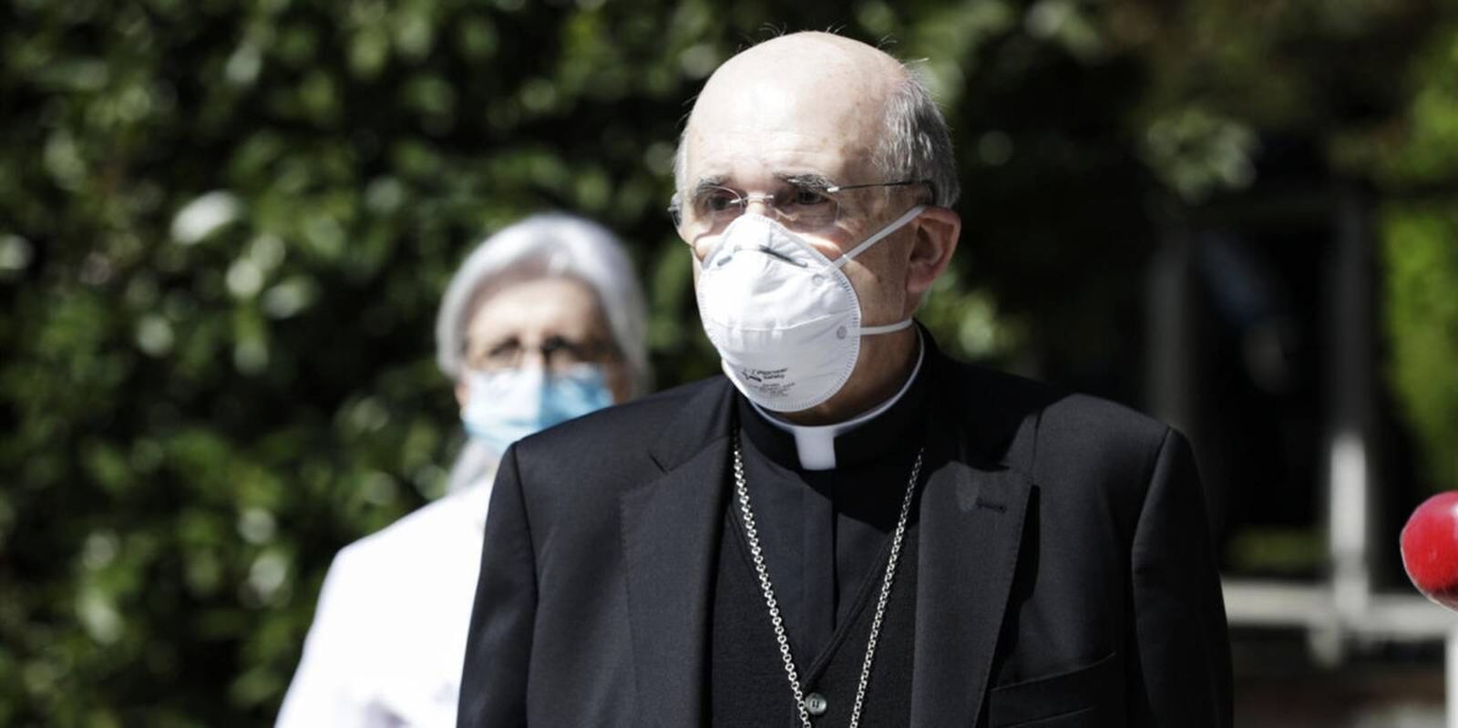 Carlos Osoro, con mascarilla