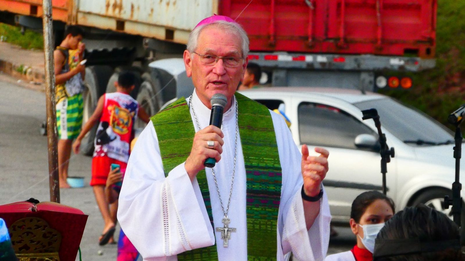 Mons. Leonardo Steiner