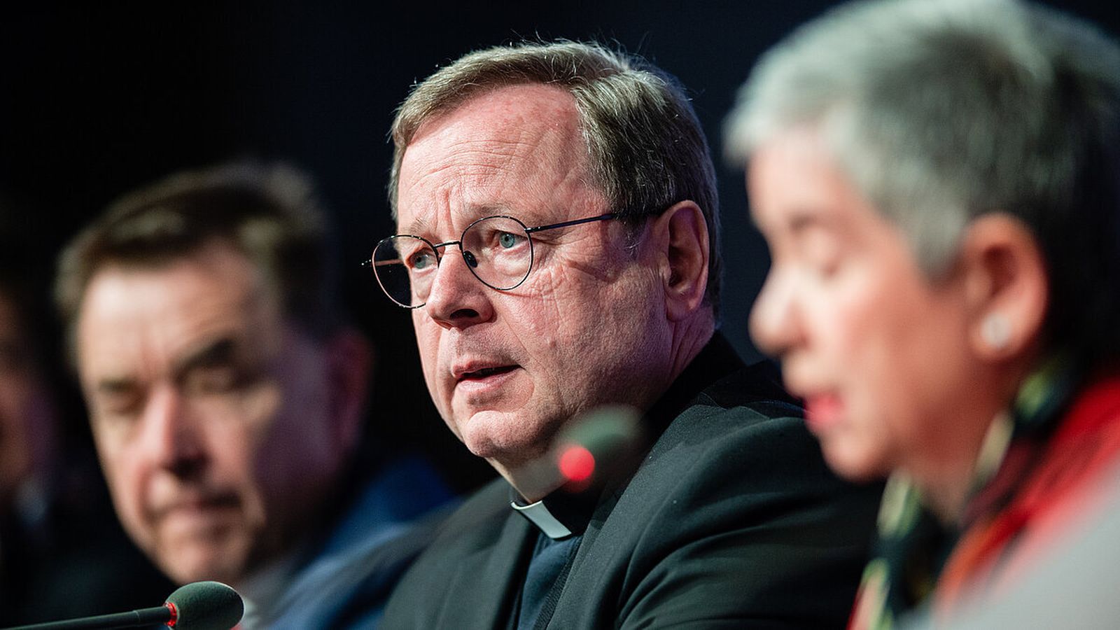 Georg Bätzing, en una sesión del Camino Sinodal